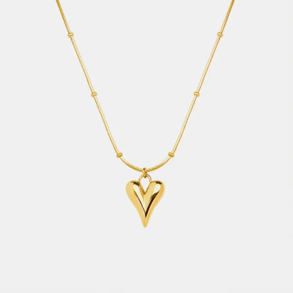 Fashionable and minimalist heart-shaped necklace with titanium steel plated 18K real gold necklace
