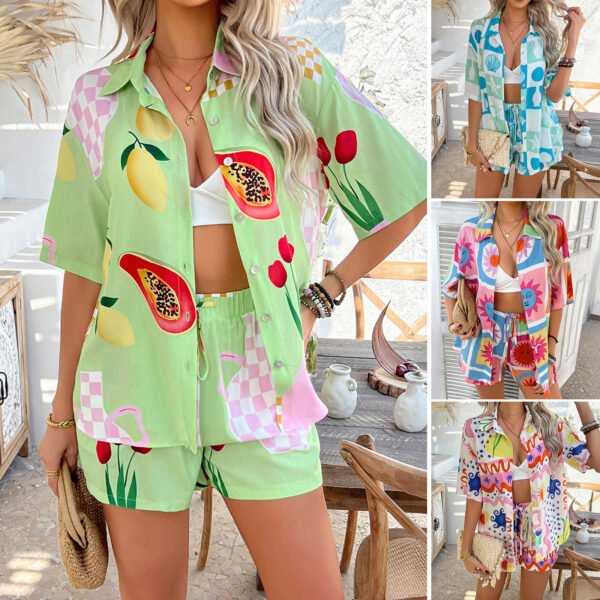 Bohemian leisure vacation style contrasting printed short pants set