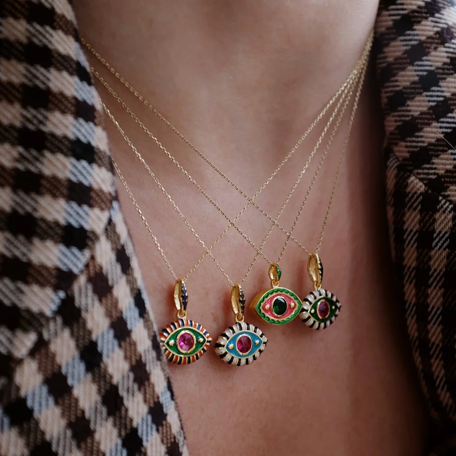 Best Style Aura Fashion Staples