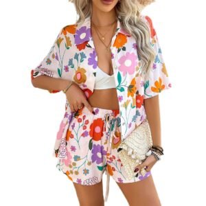 Bohemian leisure vacation style contrasting printed short pants set