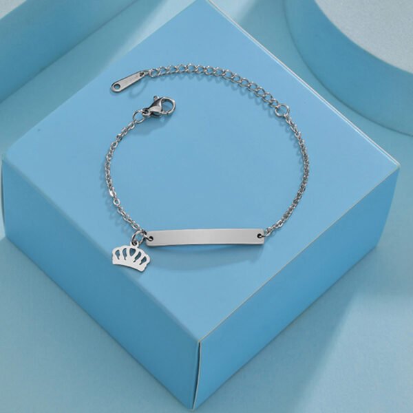 Stainless steel personalized engraved three color curved bracelet simple and personalized women's bracelet